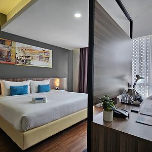 Days Hotel & Suites By Wyndham Fraser Business Park Kl